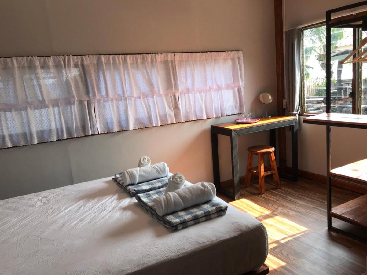Baanya Homestay Ko Kret Nonthaburi Exterior photo
